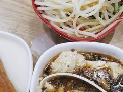 -三好食堂(煎饺·馄饨·肉饼米线·盛世广场店)