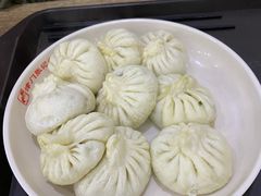 荠菜鲜肉包-津门张记包子铺(华昌道店)