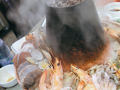 -一口猪海鲜浑锅·东北家常菜