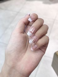 -UGIRL有个美甲