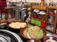 -阿山卓·野生菌火锅·纳西火塘烤肉