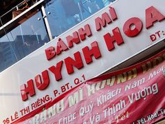 -Bánh Mì Huynh Hoa