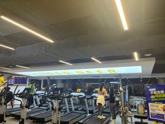 -超鹿运动(达信大厦店)