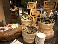 -松山湖凯悦酒店·Café自助餐厅·周末火舞秀表演