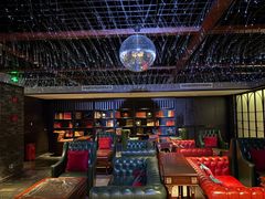 -上海锦江汤臣洲际大酒店柒酒廊