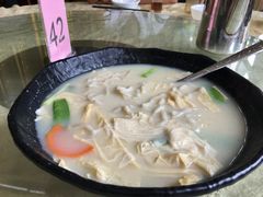 鸡汤浸腐竹-水乡人家私房菜(逢简店)