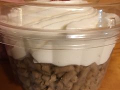 -红宝石·鲜奶小方·海派西点房(金杨店)