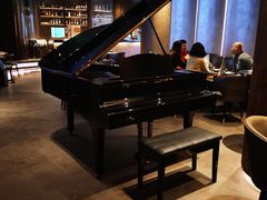 -wineapp葡萄酒餐吧(外滩金融中心店)