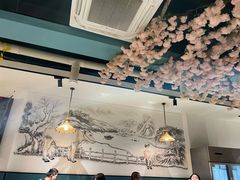 大堂-贵府酸汤牛肉火锅·贵州老字号(飞山街店)
