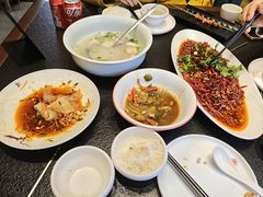 -丁里羊肉小镇(天鹅湖总店)