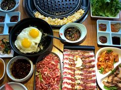 柠檬香草黑椒牛五花-小米烤肉-泥炉炭烤(常营店)