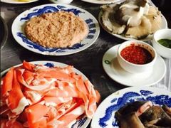 -鑫龙火锅城(环山路店)