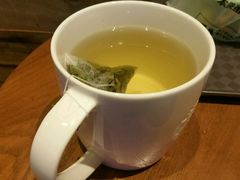 -星巴克臻选(莘庄仲盛店)