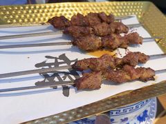 -俭寨大盘鸡·手抓肉·烧烤新疆菜(乌苏路店)
