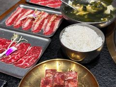 -何发发和牛烧肉·鳗鱼榴莲放题自助(乐峰广场店)