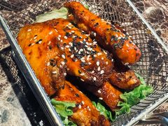 黑白芝麻鸡翅-Let's burger&pasta·非常汉堡·融合西餐(蓝色港湾店)