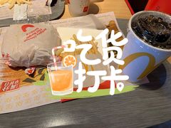 -麦当劳(百荣世贸商城店)