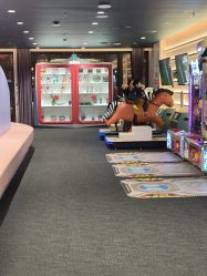-奈尔宝·国风主题儿童乐园·亲子餐厅(豫园商城店)