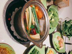 -一叶一世界·素食餐厅(锦华万达店)