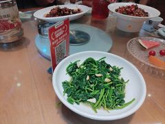 -黄泥岗·地道湖北菜(奥特莱斯店)