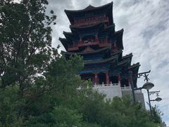 -定都峰