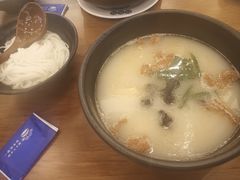-桥香园云南过桥米线(红龙井店)