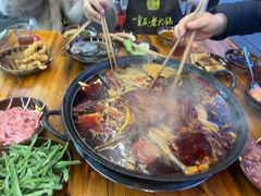 -正南齊北重庆老火锅(光华村直营店)