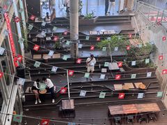 -ROAST coffee & eatery