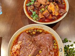 -谢老五跷脚牛肉·非遗传承店