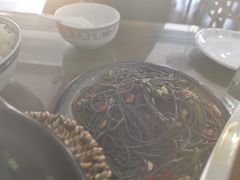 -临街徽菜馆·正宗黄山味