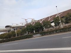 -康新公路(地铁站)