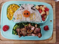 -布鲁豪斯亲子欢乐家庭餐厅