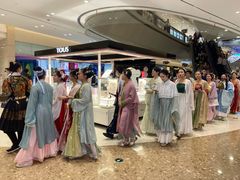 -百联又一城停车场