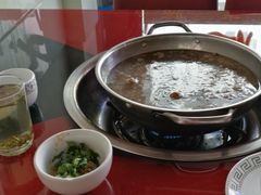 -老石黑山羊毛驴肉火锅(金凯广场店)