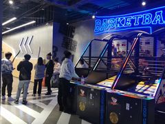 -世代星球·保龄球·镭战真人CS·团建(杨浦店)