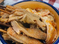 鹏式茶缸肚-蚝火爆·烧烤餐厅
