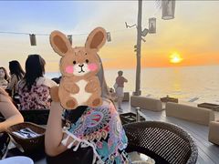 -Sunset Bar(丹绒亚路香格里拉店)