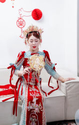 -艾米丽婚纱礼服