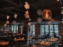 -Carbon莫卡哆·意大利复古集市餐厅(杭州大厦店)