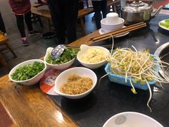 -冯记香辣兔火锅(茶店子总店)