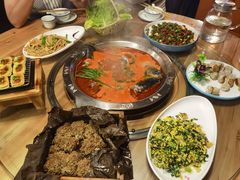 -茅台镇网红溶洞餐厅·茅帮菜馆