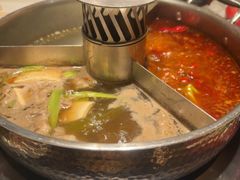 -晓宇重庆火锅(西安荟聚店)