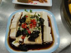 -屯老二农家铁锅炖·行业领军者(梅江店)