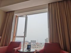 -汕尾巴黎半岛酒店