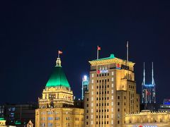 -黄浦江游览十六铺3号码头网红自助餐