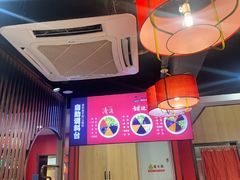 -鲁员外地锅鸡地锅鱼(古墩路店)
