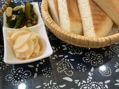 -八两八金·莱芜特色炒鸡(市南漳浦路店)