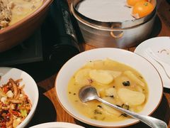 -湘力力小院·鱼汤泡饭(枫林路店)
