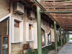 -喜洲吧·江畔老船厂·庭院餐厅(喜临院店)
