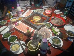 -二荆条·蜀鲜汇城市森林火锅